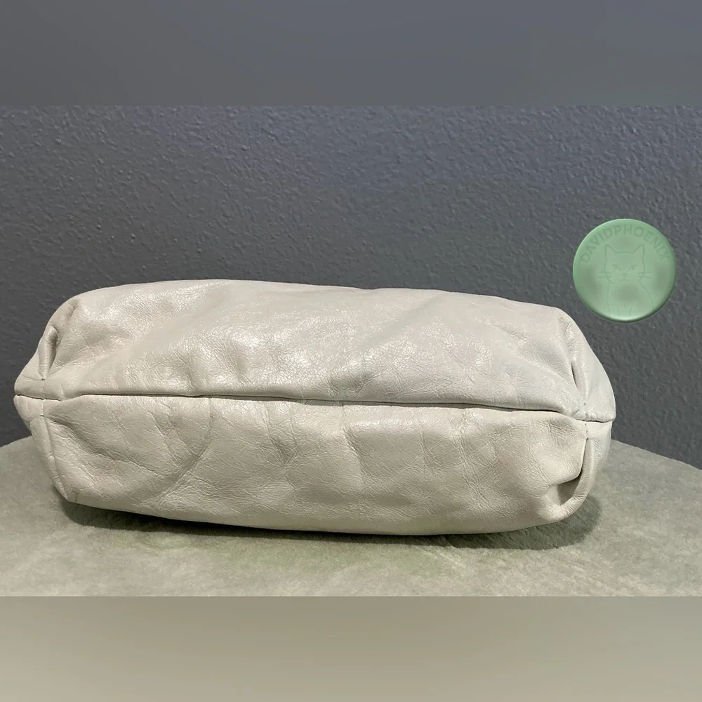 VIA SPIGA White Leather Shoulder Bag w/ Tassel, Dust Bag & Authencity Certificat - Picture 7 of 11